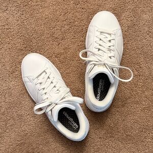 Adidas Women’s Grand Court 2.0 white Sneakers Size 7